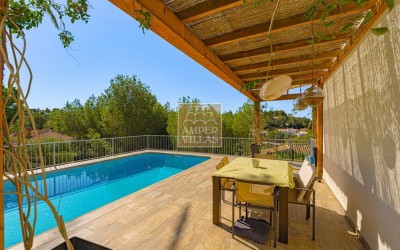 A beautiful villa combining privacy, luxury and comfort.